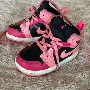 Kids baby Nike Jordan 1 Mid Pink and Black high top Shoe size 6c